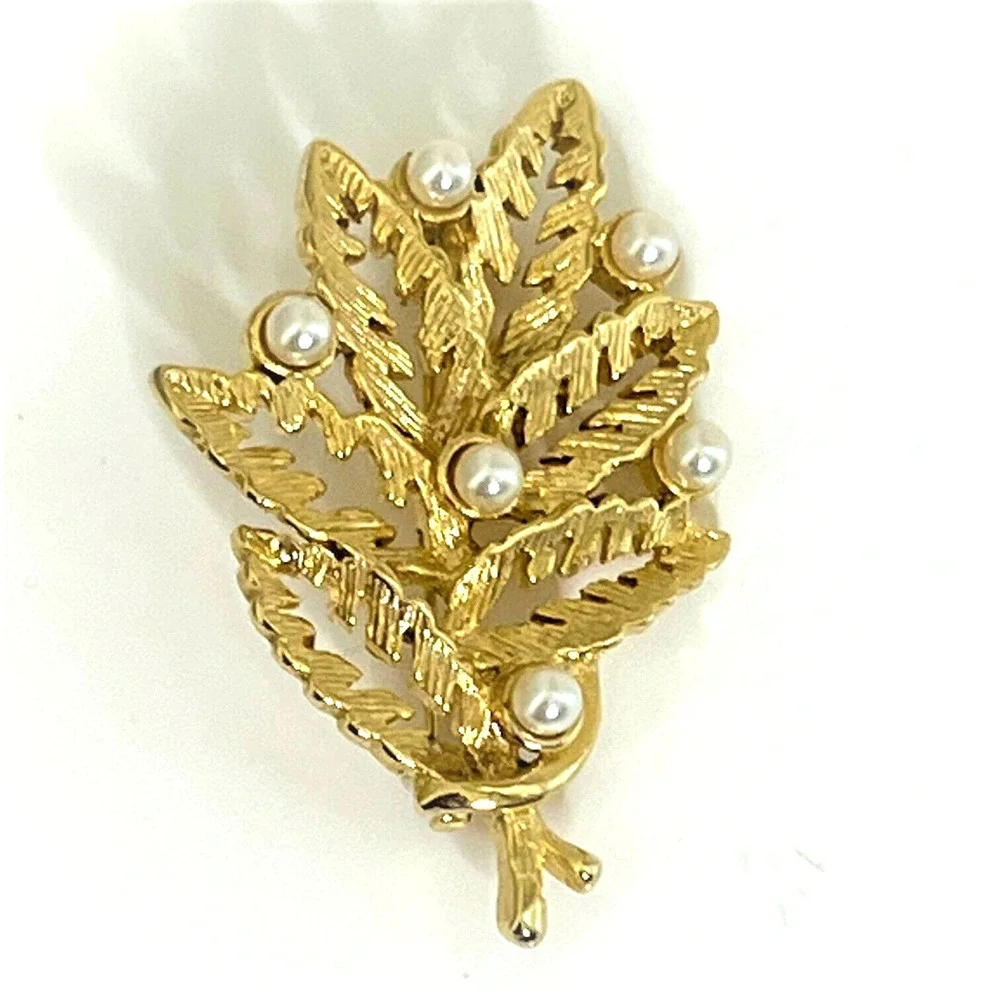 Vintage Gold Tone Leaf Brooch Faux Pearl Accents 1960s Costume Jewelry
